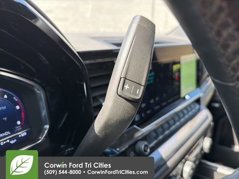 Used 2024 Chevrolet Silverado 2500 ZR2 w/ Technology Package image 18