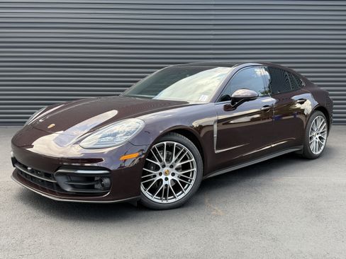 Certified 2023 Porsche Panamera 4 Platinum Edition AWD/4WD image 1