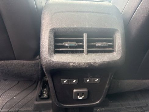 Used 2019 Chevrolet Equinox Premier image 10