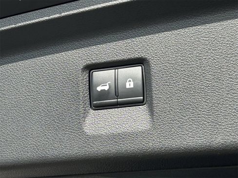 Certified 2023 INFINITI QX60 Luxe w/ Vision Package image 14