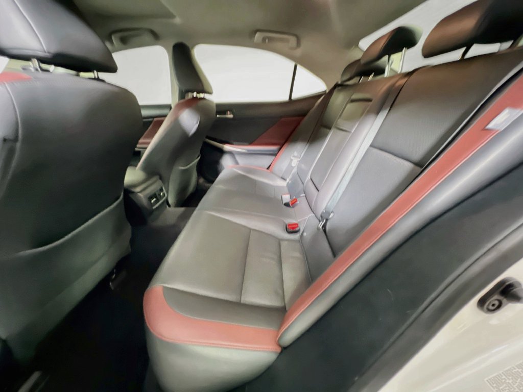 Used 2017 Lexus IS 200t w/ Premium Package RWD image 26