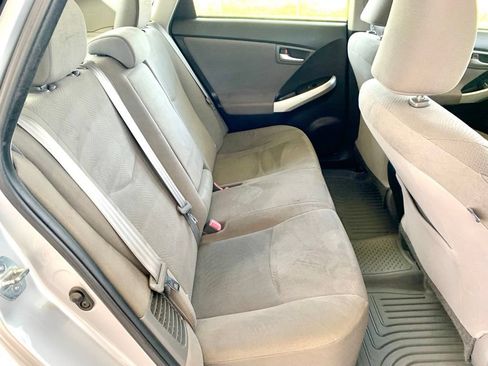 Used 2014 Toyota Prius Two FWD image 23