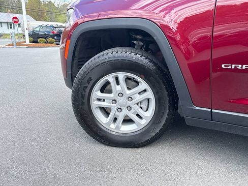 Used 2024 Jeep Grand Cherokee Laredo w/ Luxury Tech Group I AWD/4WD image 26