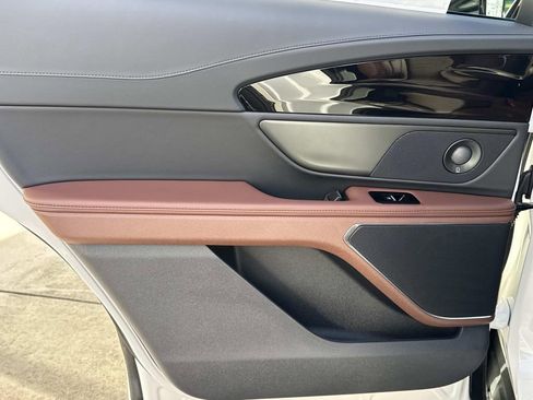 New 2026 Lincoln Nautilus Reserve image 21