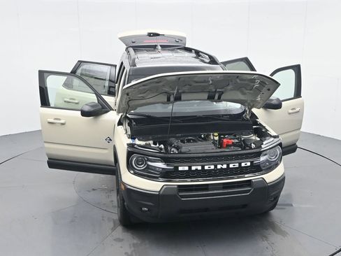 New 2025 Ford Bronco Sport Outer Banks image 35