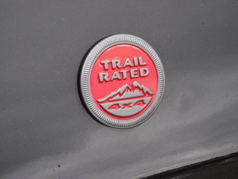 Certified 2023 Jeep Compass Trailhawk AWD/4WD image 3