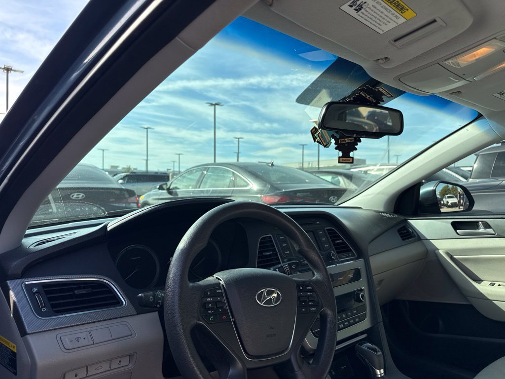 Used 2016 Hyundai Sonata SE FWD image 18