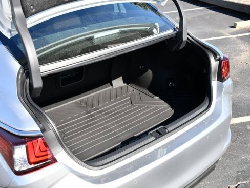 New 2025 Lexus ES 350 w/ Premium Package image 30