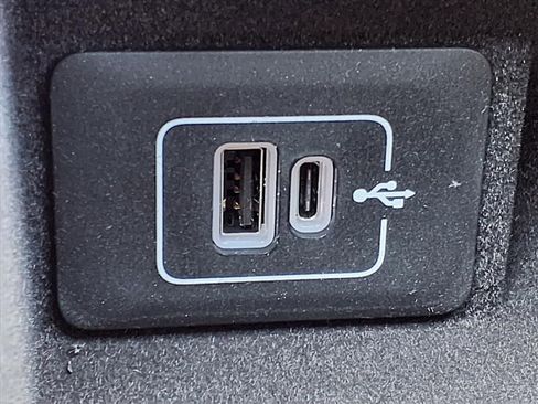 New 2026 Maserati Grecale Modena image 25