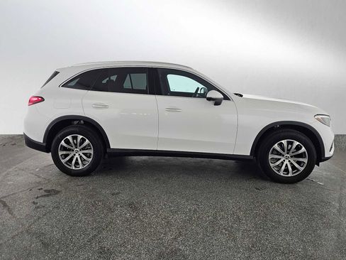 New 2026 Mercedes-Benz GLC 300 4MATIC image 2