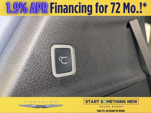 New 2026 Chrysler Pacifica Select image 14