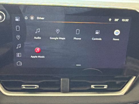 Used 2025 Chevrolet Equinox LT image 43