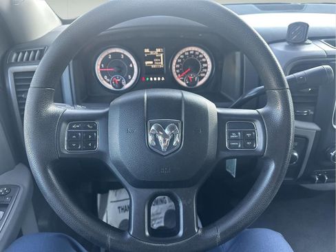 Used 2017 RAM 2500 Tradesman w/ Chrome Appearance Group image 13