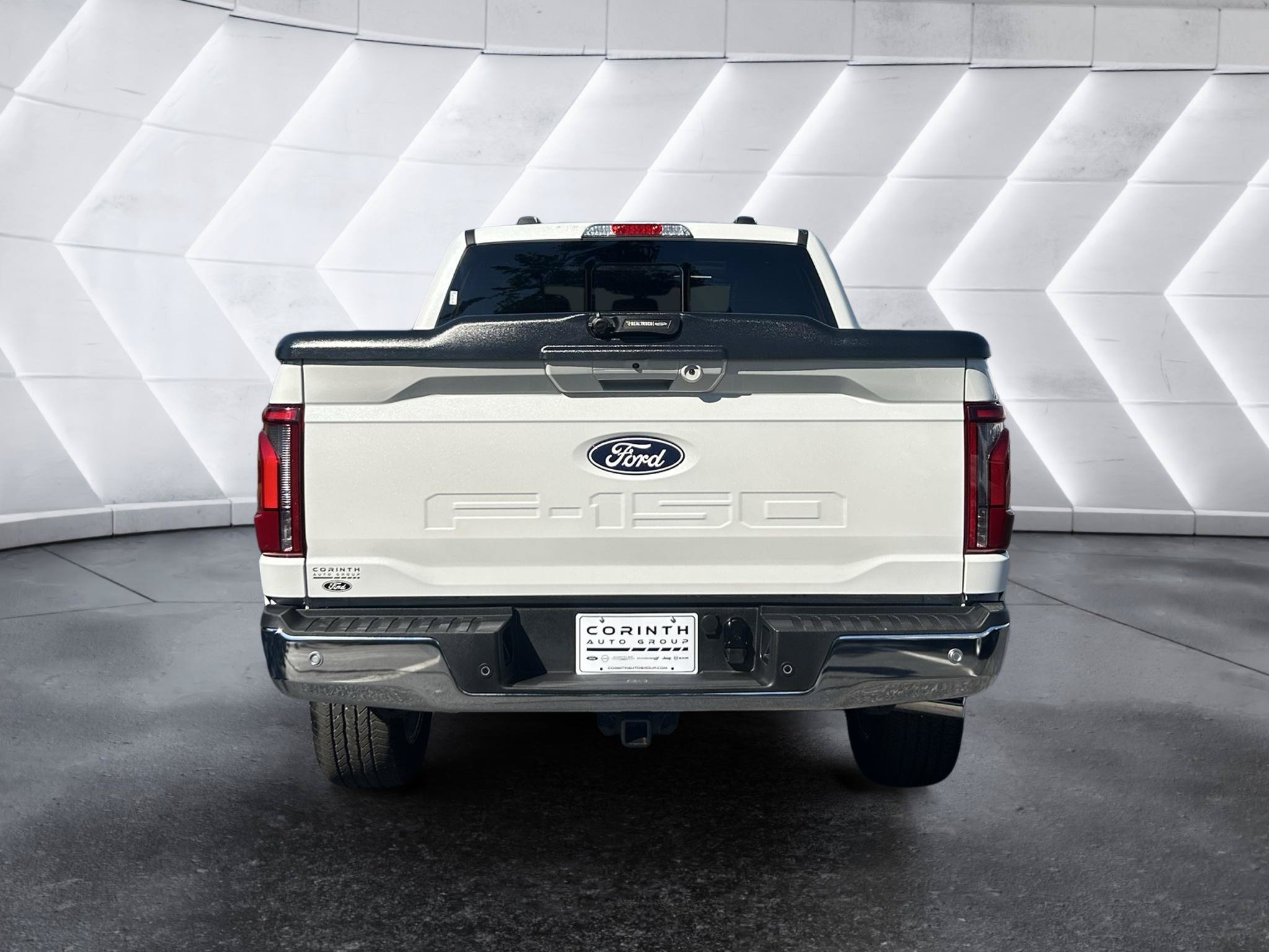 Used 2025 Ford F150 Lariat w/ Equipment Group 501A Mid AWD/4WD image 6