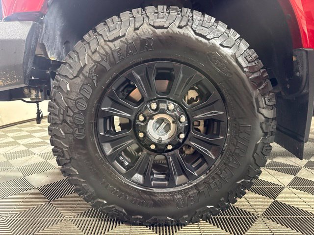 Certified 2022 Ford F350 Lariat w/ Tremor Off-Road Package AWD/4WD image 10