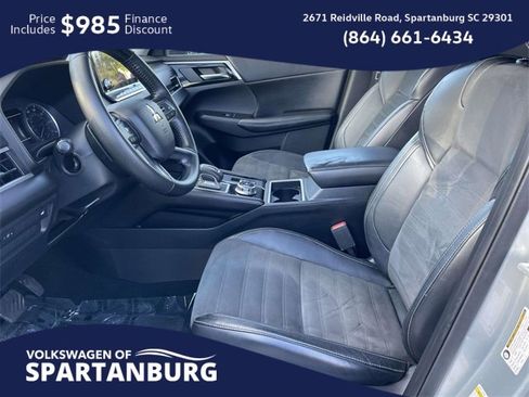 Used 2022 Mitsubishi Outlander SE image 17