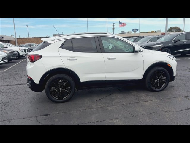 Certified 2024 Buick Encore GX Sport Touring w/ Comfort Package FWD image 9