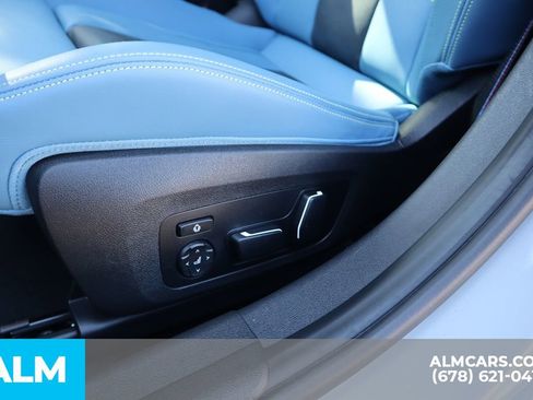 Used 2025 BMW M3 Competition image 18