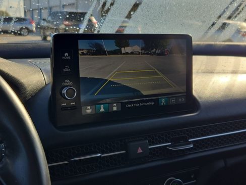 Used 2023 Honda HR-V EX-L image 25