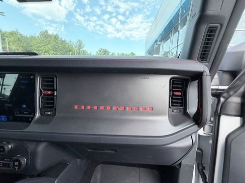 Used 2025 Ford Bronco Raptor AWD/4WD image 23