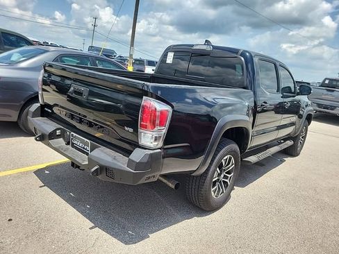Used 2021 Toyota Tacoma TRD Off-Road AWD/4WD image 2