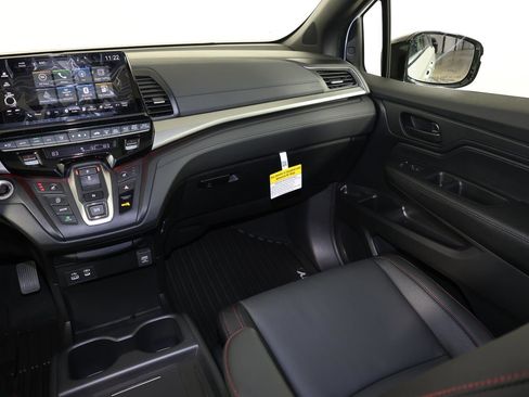 New 2026 Honda Odyssey Sport-L image 9
