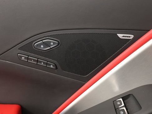 Used 2016 Chevrolet Corvette Z06 w/ 3LZ Preferred Equipment Group image 13