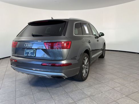 Used 2019 Audi Q7 3.0T Premium Plus w/ Premium Plus Package AWD/4WD image 9