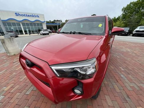 Used 2019 Toyota 4Runner SR5 RWD image 8