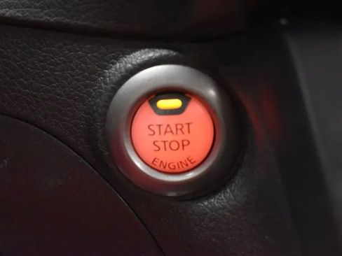 Used 2019 Nissan Sentra SV FWD image 27