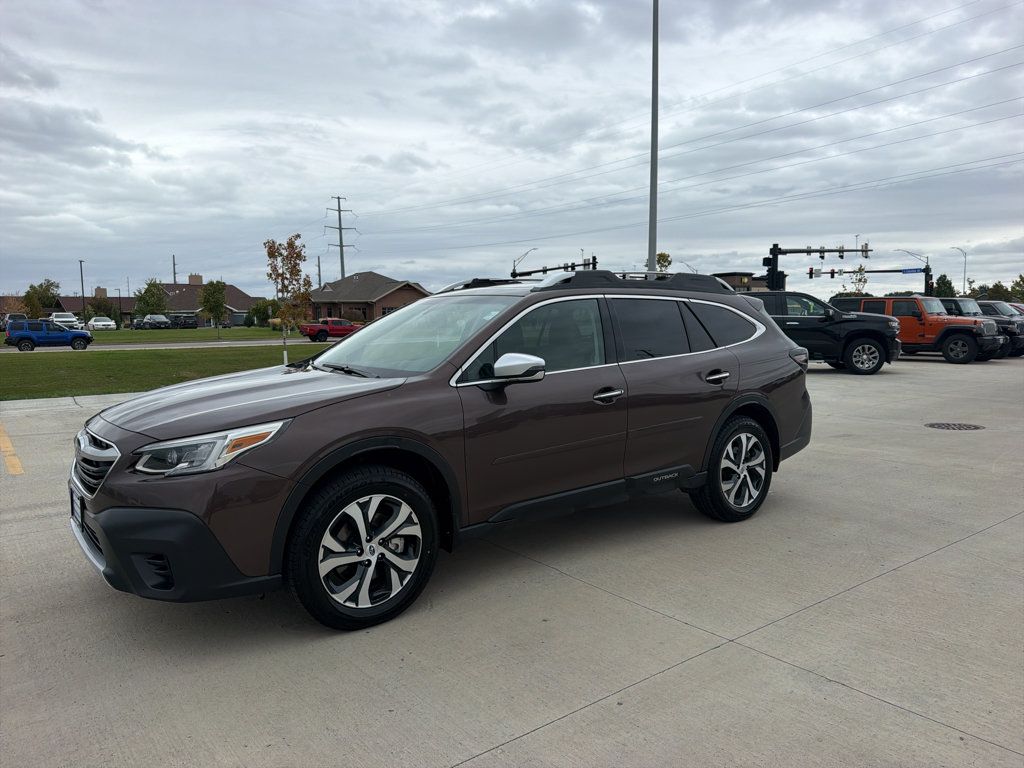 Used 2021 Subaru Outback Touring AWD/4WD image 2