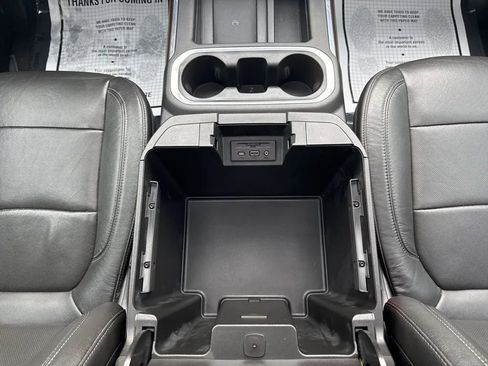 Used 2019 GMC Sierra 1500 SLT w/ SLT Premium Package image 34