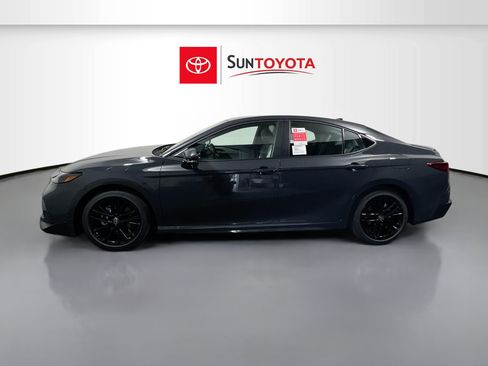 New 2026 Toyota Camry SE FWD image 7