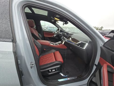Used 2025 BMW X6 xDrive40i w/ Premium Package AWD/4WD image 11