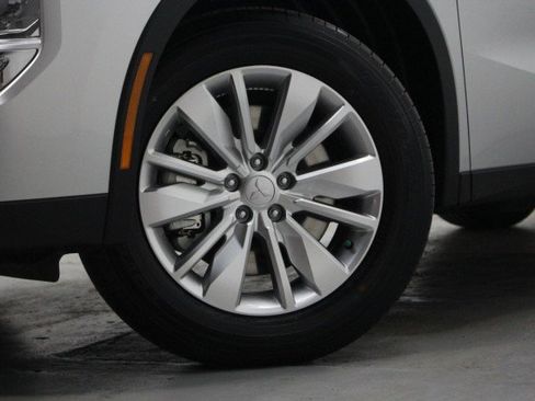 New 2026 Mitsubishi Outlander ES image 3