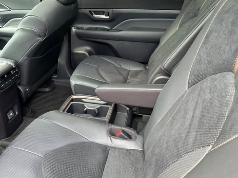 New 2026 Toyota Grand Highlander AWD Hybrid image 12