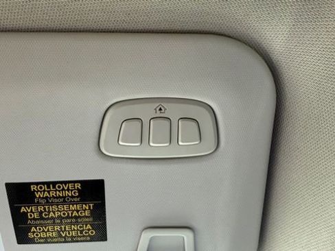 Used 2021 Ford Escape Titanium image 29