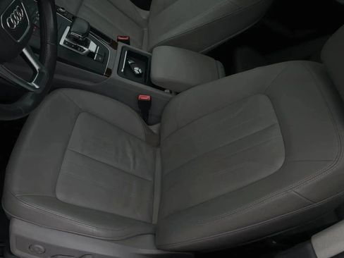 Used 2019 Audi Q5 2.0T Premium w/ Convenience Package AWD/4WD image 16