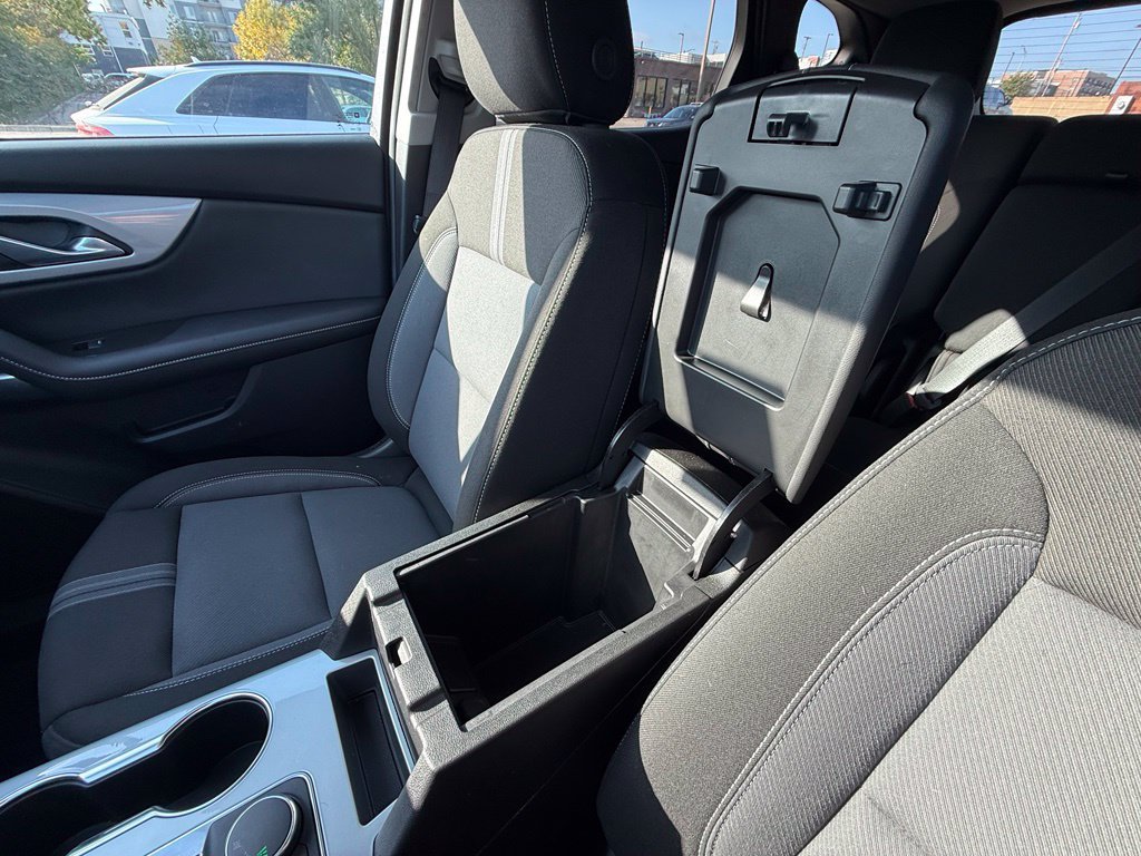 Used 2024 Chevrolet Blazer LT w/ Convenience Package FWD image 25