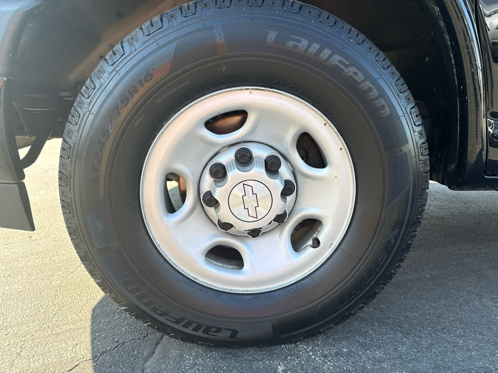 Used 2018 Chevrolet Express 2500 LS w/ Driver Convenience Package RWD image 9