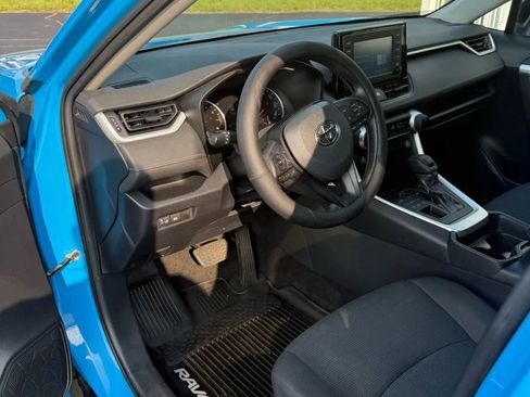 Used 2019 Toyota RAV4 LE w/ All Weather Liner Package image 14