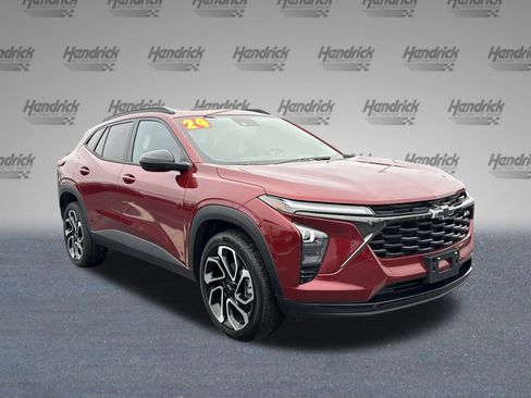 Certified 2024 Chevrolet Trax RS w/ Sunroof Package image 2