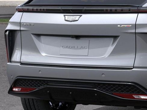 New 2026 Cadillac Lyriq V AWD/4WD image 14