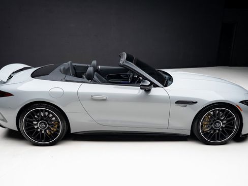 Used 2022 Mercedes-Benz SL 63 AMG 4MATIC image 41