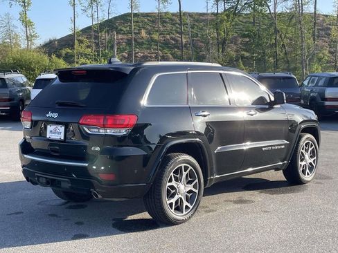 Used 2020 Jeep Grand Cherokee Overland AWD/4WD image 29