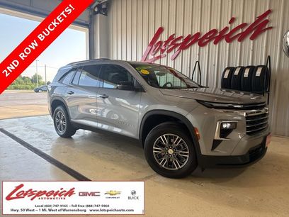 Certified 2025 Chevrolet Traverse LT