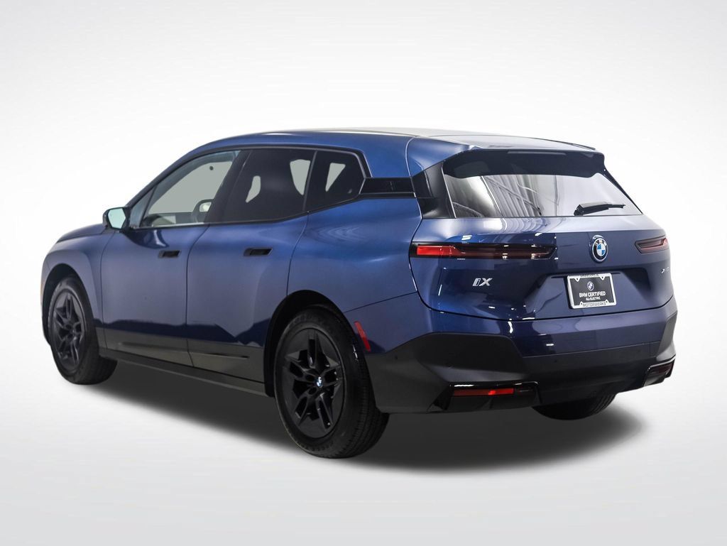 Certified 2024 BMW iX xDrive50 AWD/4WD image 3