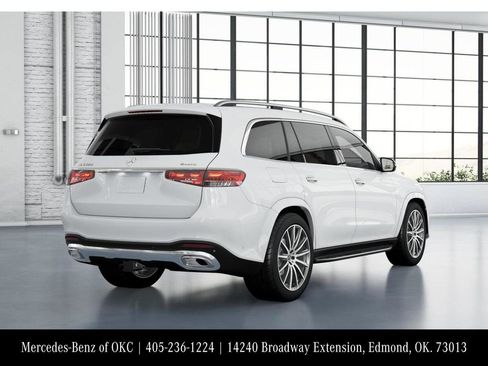 New 2026 Mercedes-Benz GLS 580 4MATIC image 22