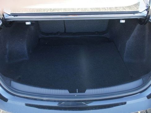 Used 2024 Chevrolet Malibu LT image 16