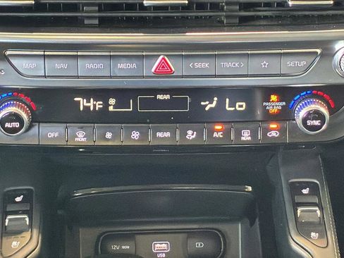 Used 2022 Kia Telluride EX w/ EX Premium Package FWD image 31
